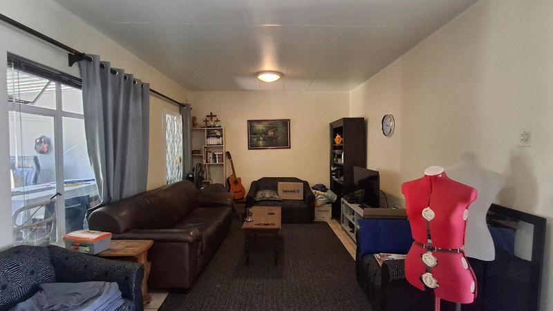 To Let 3 Bedroom Property for Rent in Groenvallei Western Cape